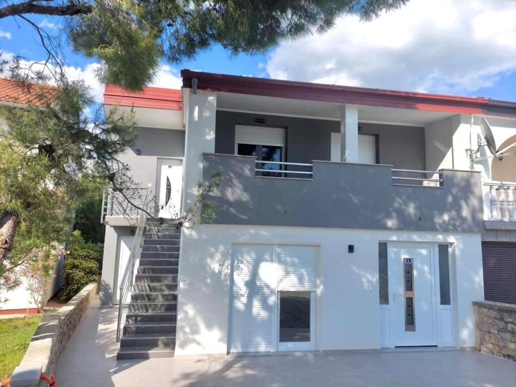 דירות סלינה Haus Orchidee מראה חיצוני תמונה